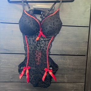 Venus lingerie push-up
